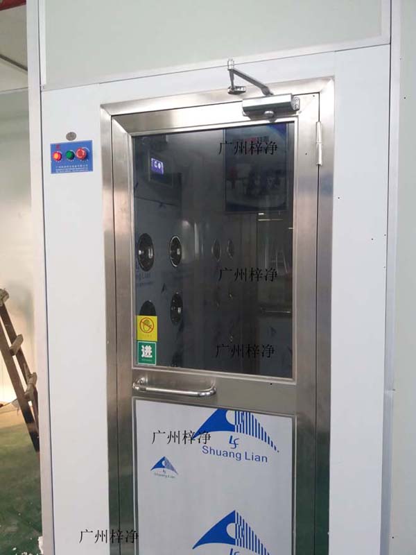 手拉門風淋室造價使用、安裝方便