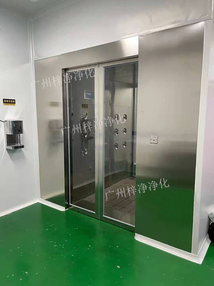 無塵車間專用全自動感應(yīng)風淋室有什么特點？